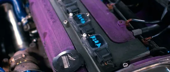 engine detail, close